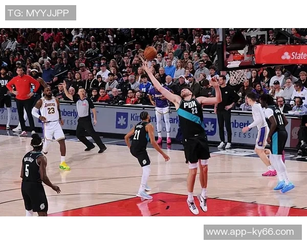 克林根三分命中率达到333成为联盟新趋势的代表